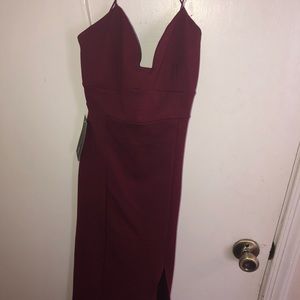 Jonelle Midi Dress in Burgundy